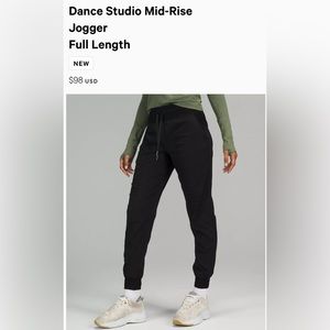 Women’s Lululemon Dance Studio Mid-Rise Jogger
Full Length